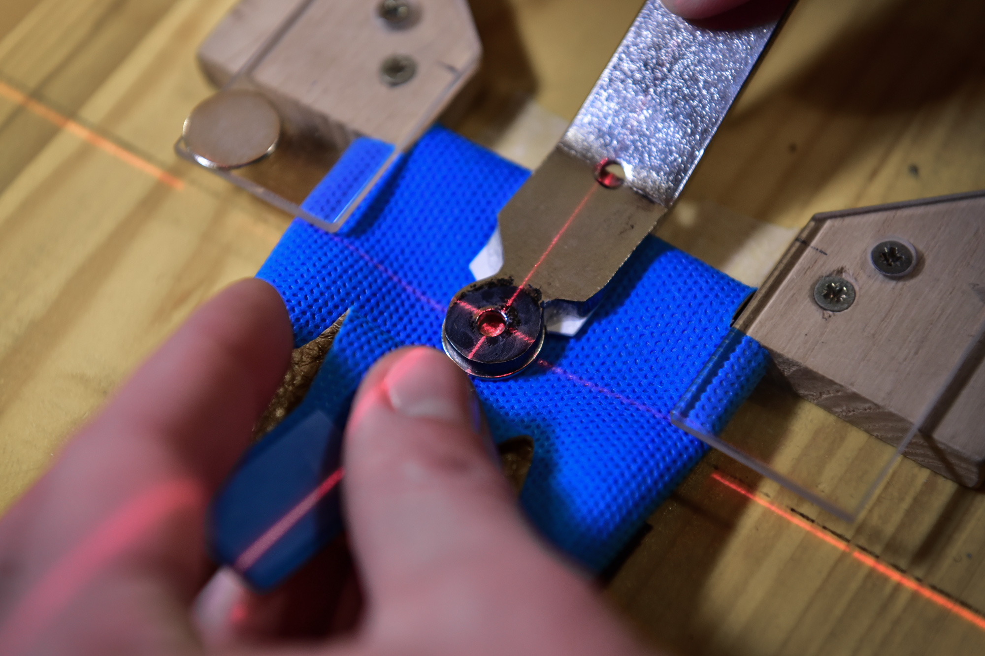Entstehung-Zigarettenetui_Magnet_Laser_Praezision_01
